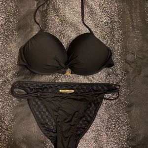 Victoria’s Secret black bikini SZ Sm bottoms SZ 34D push up top.